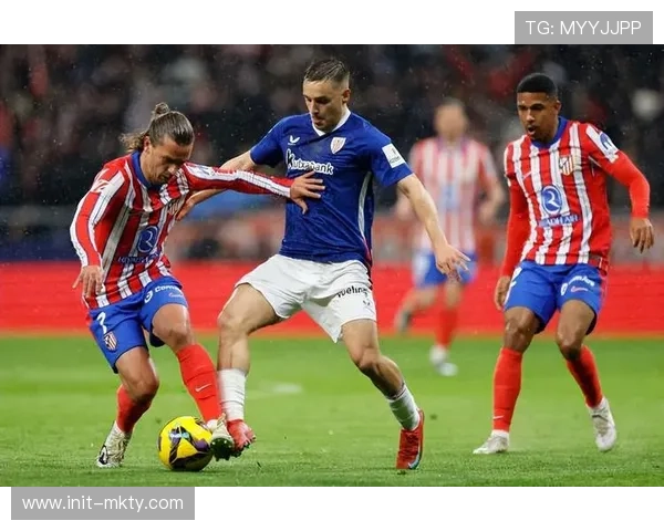 卡尼萨雷斯：巴萨现在不是危机，他们的后场不该那么松散